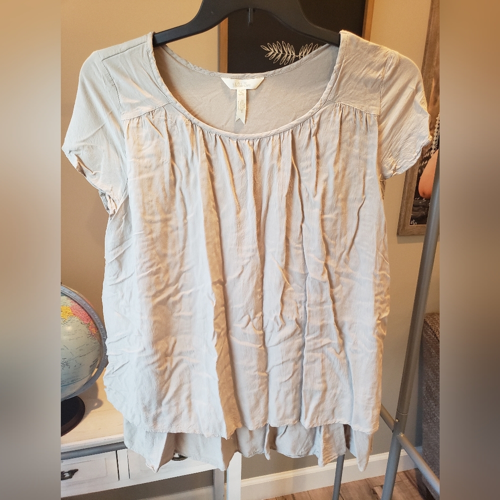 Matilda Jane tan ruffle bottom top size M